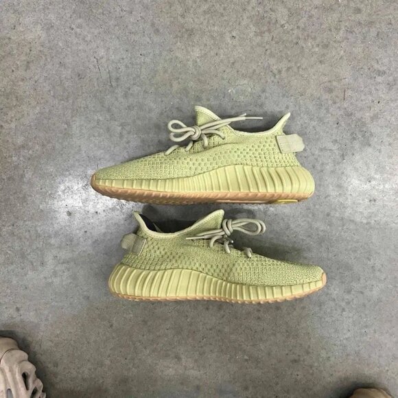 adidas Yeezy Boost 350 V2 Sulfur FY5346 Men Size 9 Worn Once No Original Box - Picture 3 of 10
